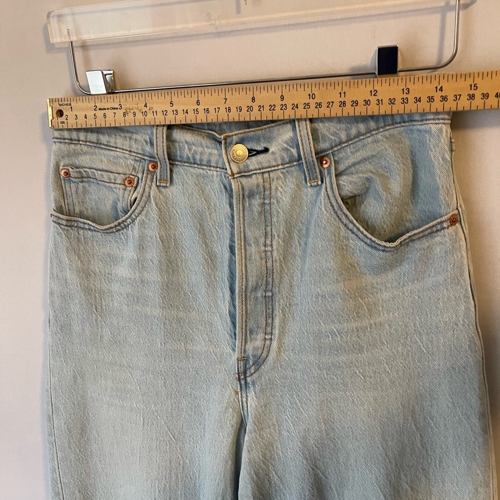 Levi’s Premium Ribcage Ankle Straight Stretch Jean Light Wash 29 - Picture 6 of 16